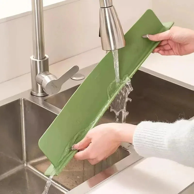 Splash Guard for Kitchen Sink & Countertop